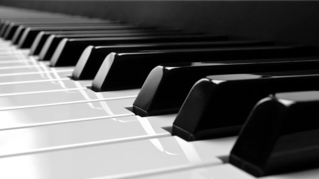 Udemy Learn How to Play Piano & Keyboards – Easy Beginner Lessons TUTORIAL